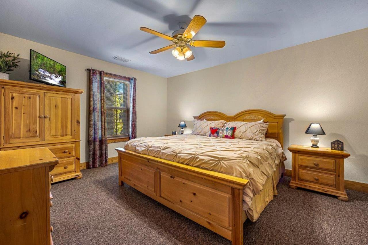Poplar Point Unit 12c By Eden Crest *